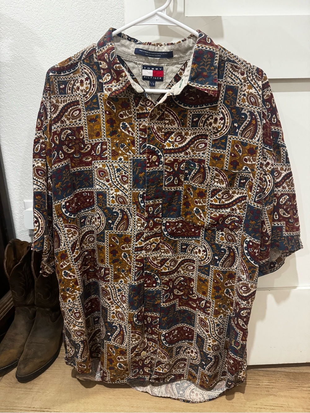 Vintage Tommy Hilfiger Men's Multicolor Paisley Short-Sleeve Shirt Size Large